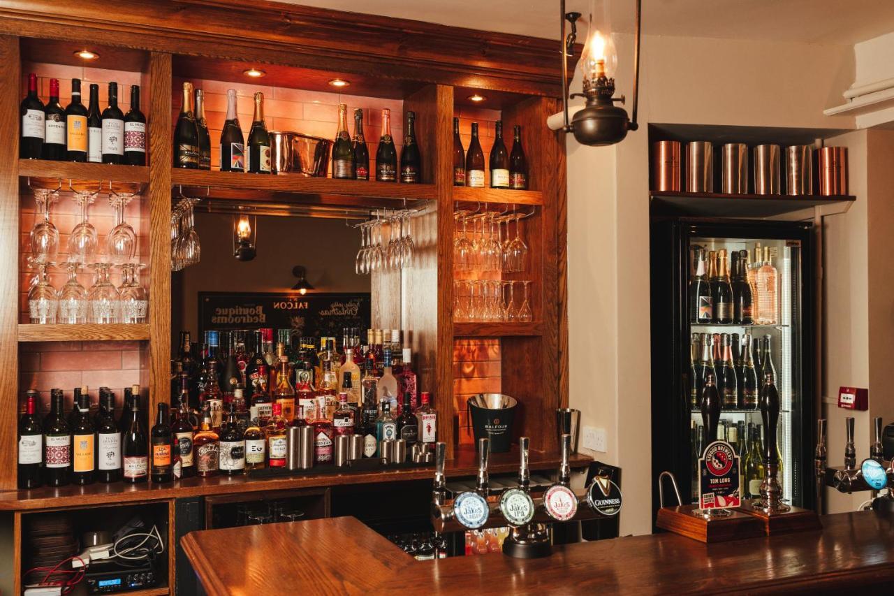 פיינסוויק The Falcon Inn מראה חיצוני תמונה