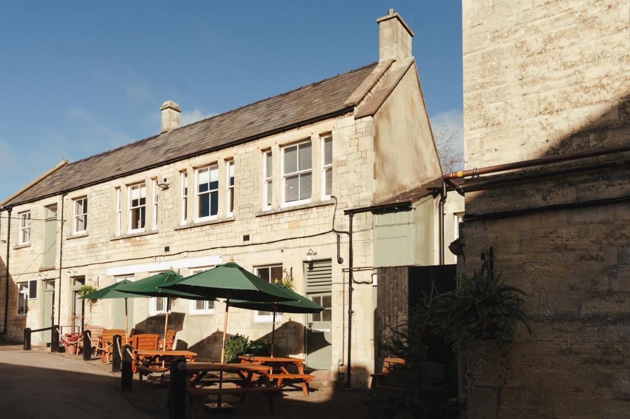 פיינסוויק The Falcon Inn מראה חיצוני תמונה
